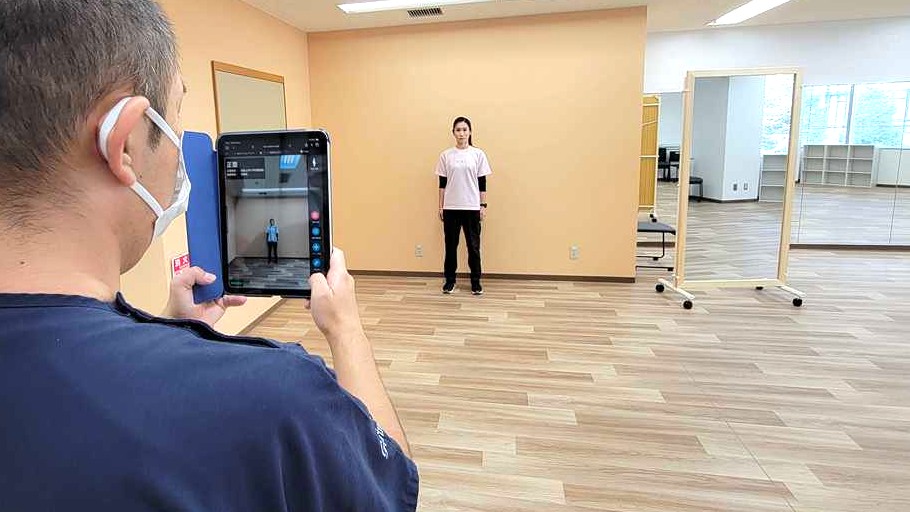 メディカルフィットネスアルゴ朝霞台　姿勢分析システム